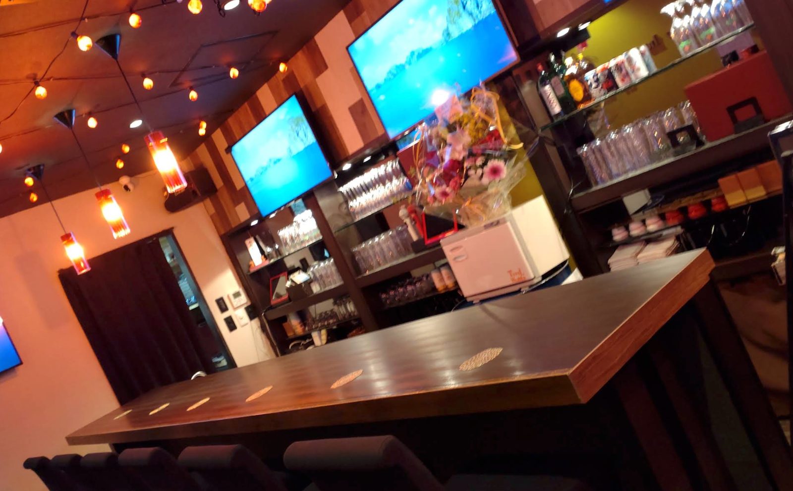 KARAOKE BAR 『No Name』produce by LOVE SONG 店内写真
